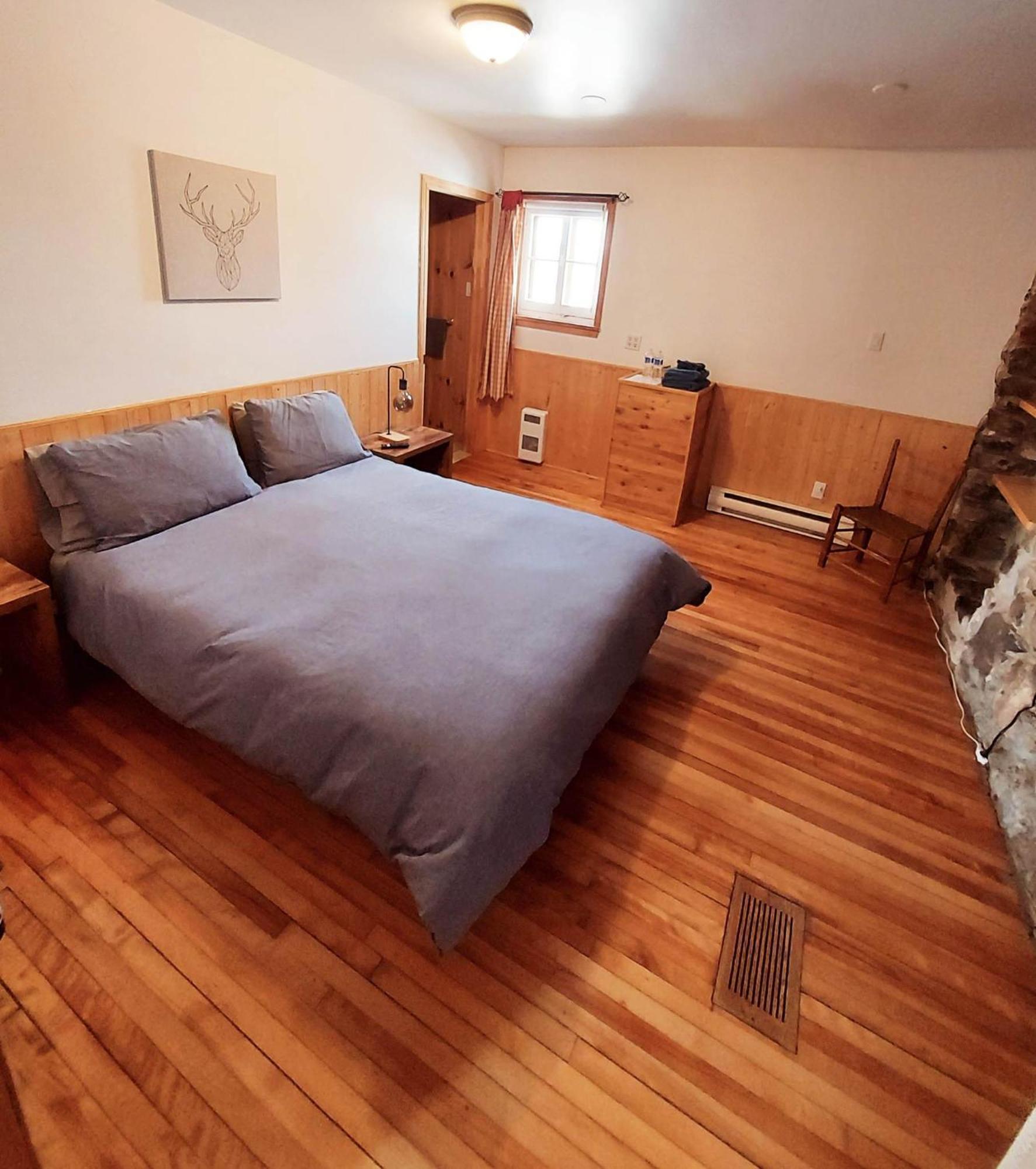 Auberge Le P'tit Bonheur Saint-Laurent-de-l'ile d'Orleans Extérieur photo