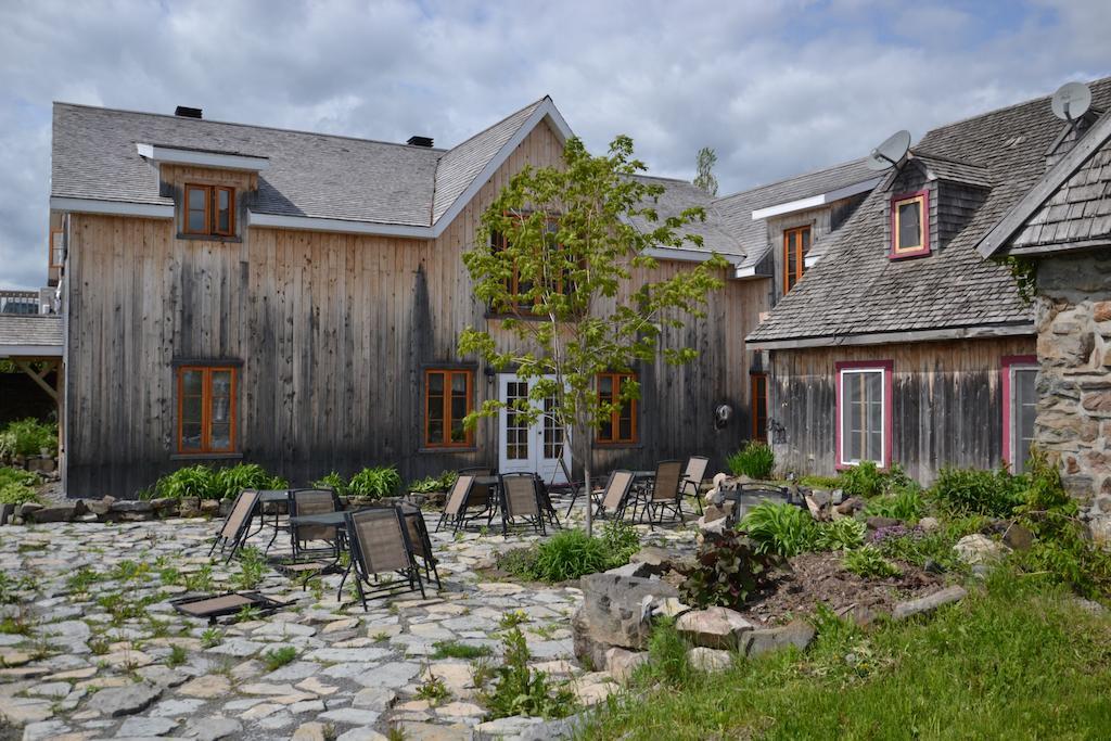 Auberge Le P'tit Bonheur Saint-Laurent-de-l'ile d'Orleans Extérieur photo